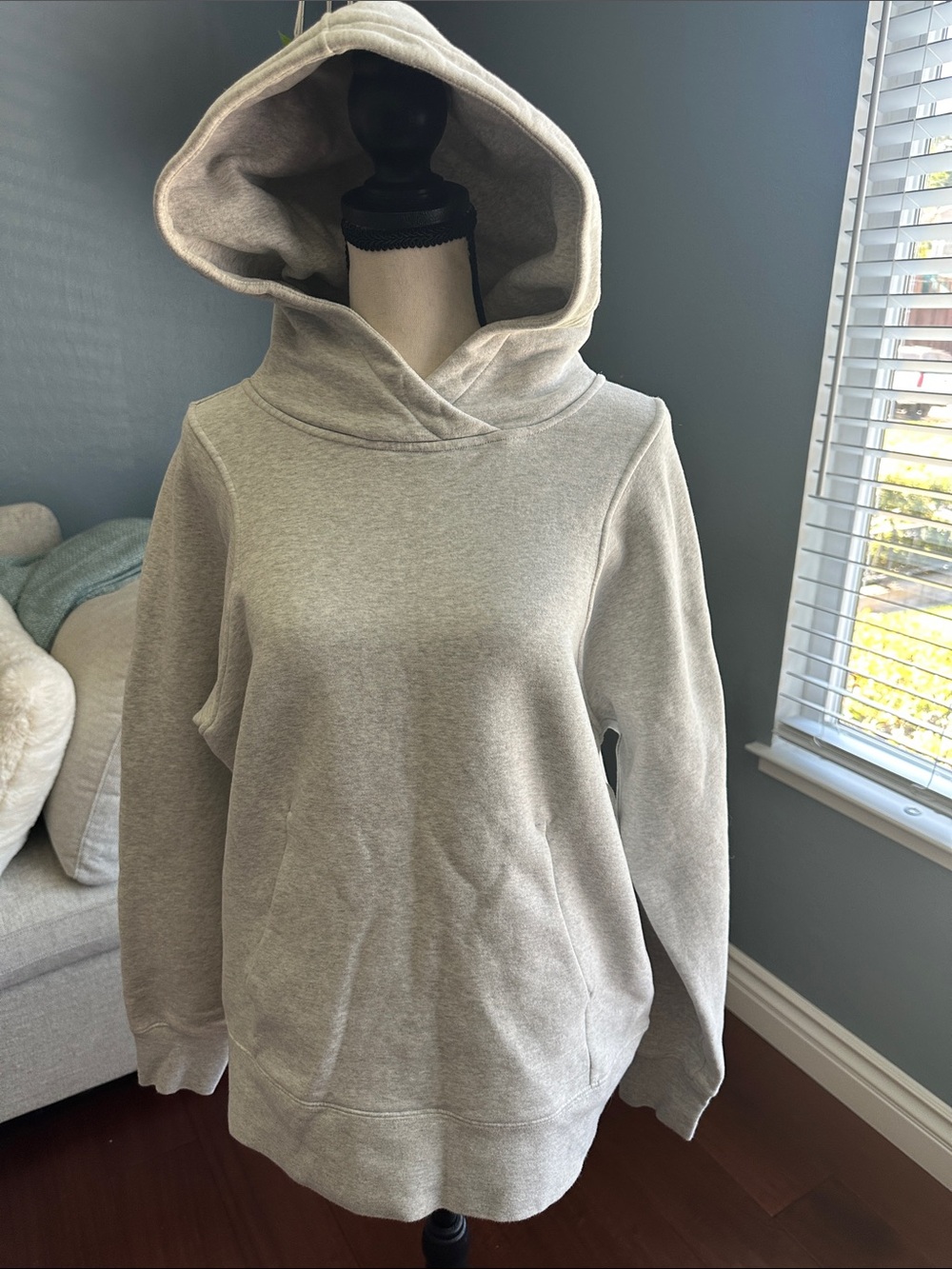 Lululemon scuba hoodie size 6